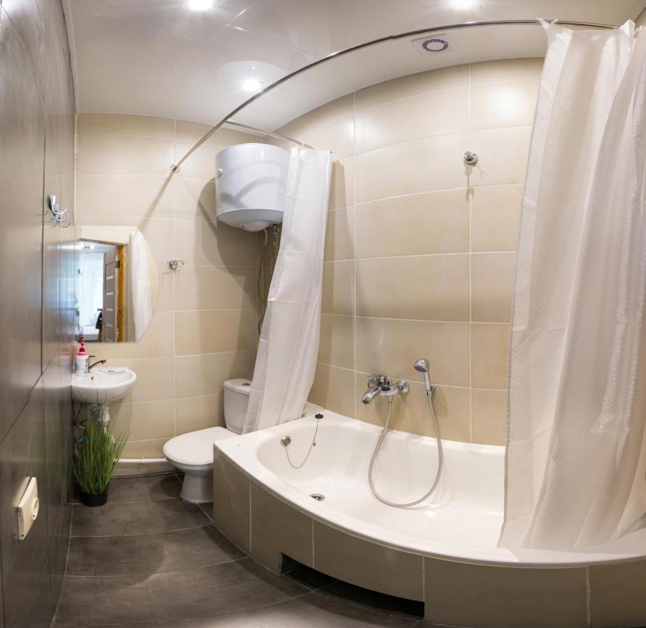 Well Located Studio - Yaroslavska Str. 21 Apartment Kharkiv Exterior photo