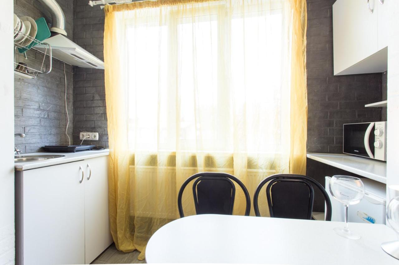 Well Located Studio - Yaroslavska Str. 21 Apartment Kharkiv Exterior photo